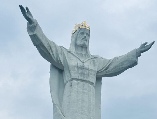 Worlds-tallest-statue-of-Jesus-in-Swiebodzin-Poland.-@Barbara-Redding.jpg